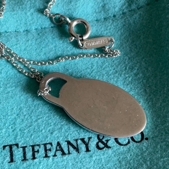 Tiffany Oval tag pendant - Picture 2 of 5